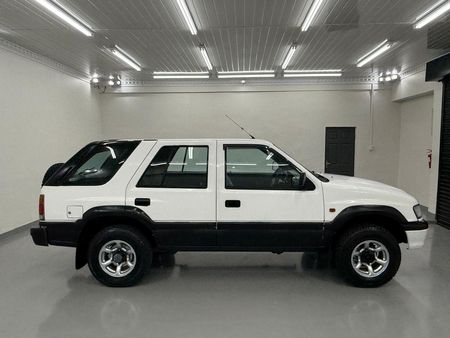 2000-Isuzu-Frontier-280-DT-LX_3
