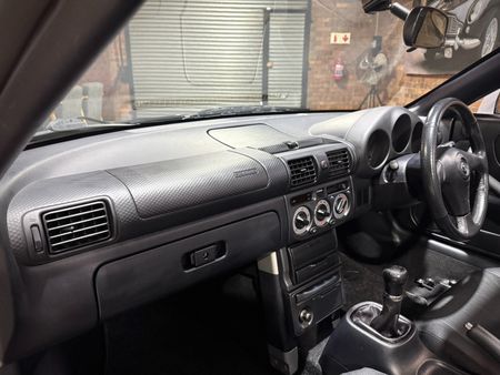 2001-Toyota-MR2-Soft-Top_10