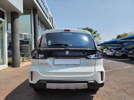 2026-Suzuki-XL6-15-GL_7
