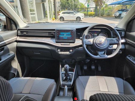 2026-Suzuki-XL6-15-GL_8