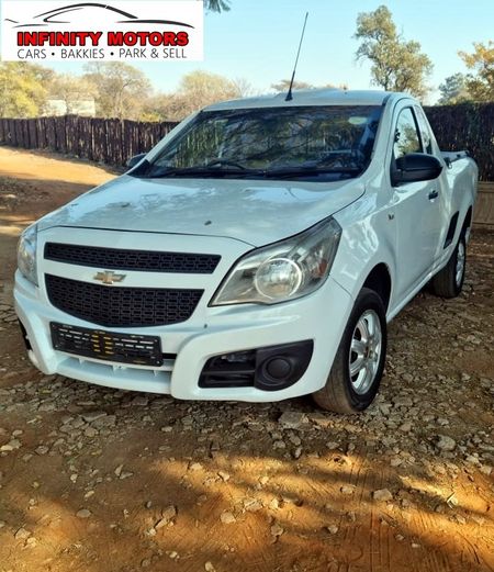 2017-Chevrolet-Utility-14_1