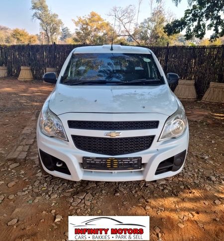 2017-Chevrolet-Utility-14_2