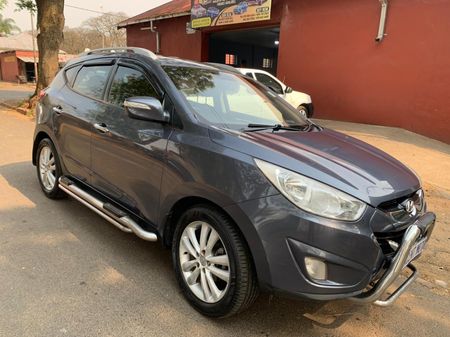 2011-Hyundai-ix35-20-GLS-Executive_1