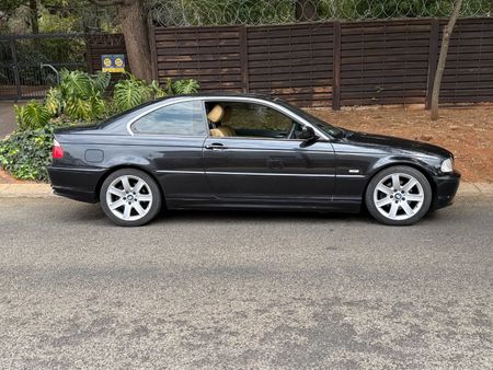 2002-BMW-3-Series-325Ci-Coupe-Exclusive-Auto_2