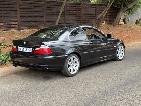 2002-BMW-3-Series-325Ci-Coupe-Exclusive-Auto_4