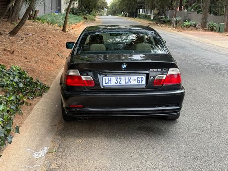 2002-BMW-3-Series-325Ci-Coupe-Exclusive-Auto_6