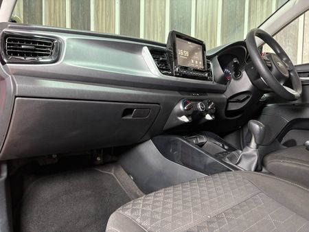 2022-Kia-Rio-14-LS-5-dr_18