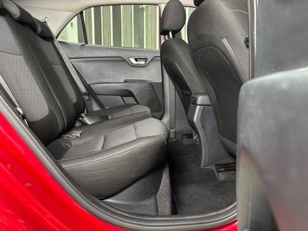 2022-Kia-Rio-14-LS-5-dr_22