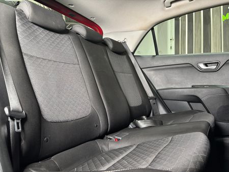 2022-Kia-Rio-14-LS-5-dr_23