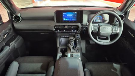 2025-Toyota-Land-Cruiser-Prado-TX-28GD-Auto_13