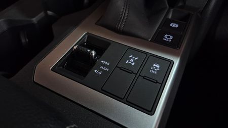 2025-Toyota-Land-Cruiser-Prado-TX-28GD-Auto_14