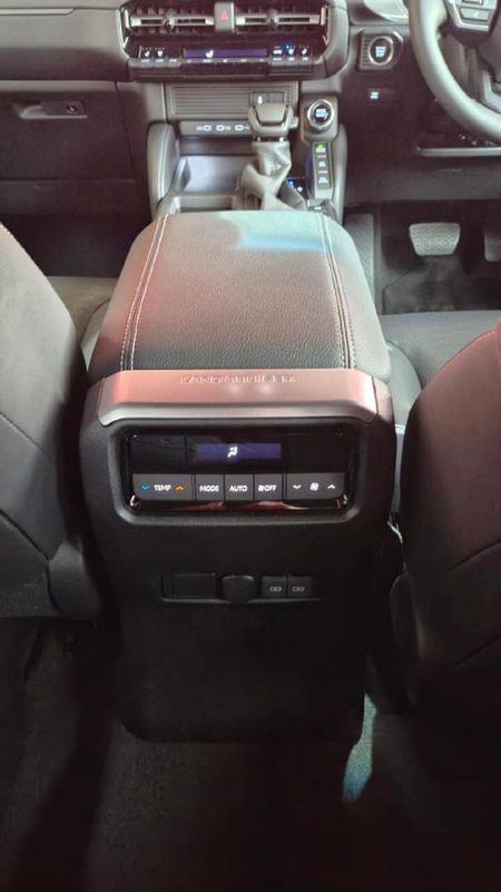 2025-Toyota-Land-Cruiser-Prado-TX-28GD-Auto_22