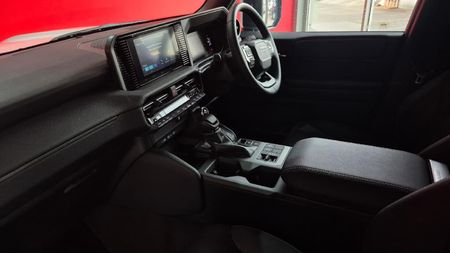 2025-Toyota-Land-Cruiser-Prado-TX-28GD-Auto_26