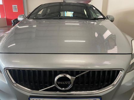 2018-Volvo-V40-T4-R-Design-Auto_16