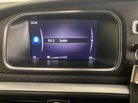 2018-Volvo-V40-T4-R-Design-Auto_22