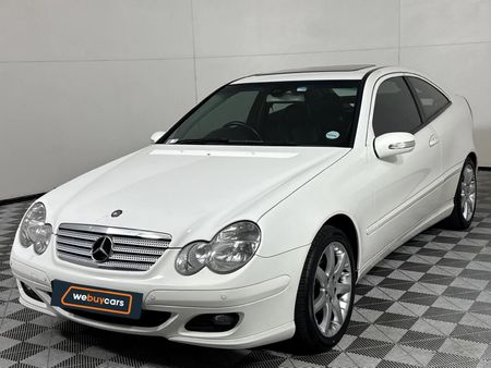 2004-Mercedes-Benz-C-Class-C-230K-Coupe-Auto_0