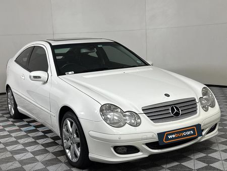 2004-Mercedes-Benz-C-Class-C-230K-Coupe-Auto_12
