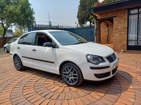 2007-Volkswagen-Polo-Classic-14-Trendline_0