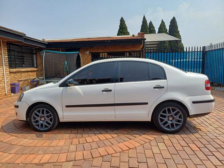 2007-Volkswagen-Polo-Classic-14-Trendline_6