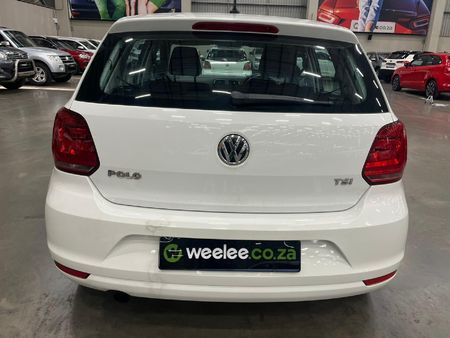 2014-Volkswagen-Polo-GP-12-TSI-Comfortline-66kW_5