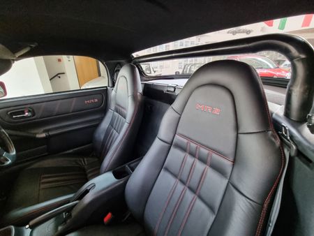 2001-Toyota-MR2-Roadster-18-Hard-Top_14