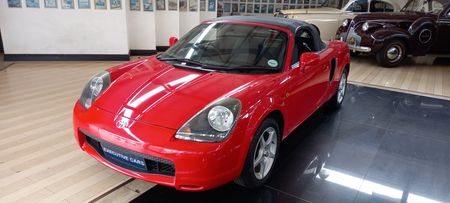 2001-Toyota-MR2-Roadster-18-Hard-Top_24