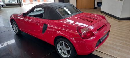 2001-Toyota-MR2-Roadster-18-Hard-Top_26