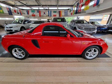 2001-Toyota-MR2-Roadster-18-Hard-Top_7