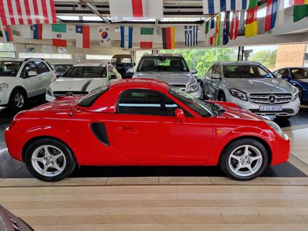 2001-Toyota-MR2-Roadster-18-Hard-Top_8