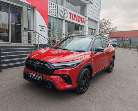 2025-Toyota-Corolla-Cross-18-GR-S-Hybrid_0