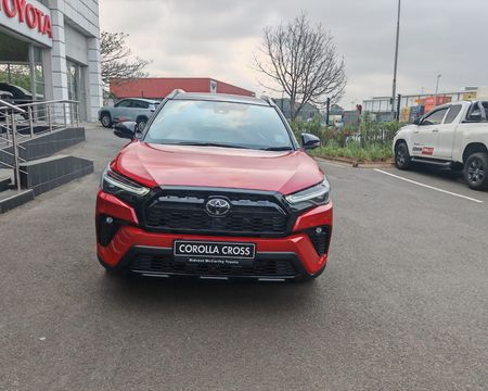 2025-Toyota-Corolla-Cross-18-GR-S-Hybrid_3