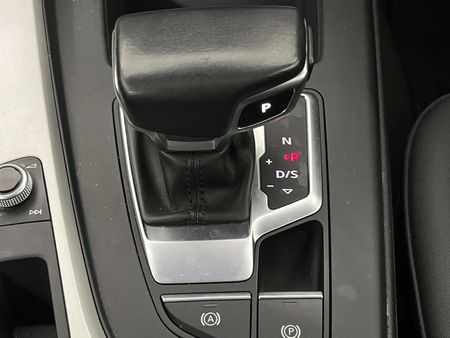 2021-Audi-A4-20-TDI-Auto-35-TDI_10