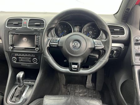 2012-Volkswagen-Golf-VI-20-TSI-R-Auto_8