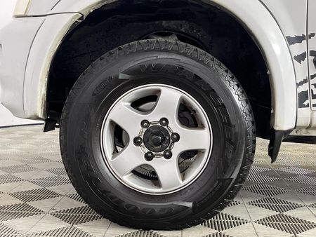 2006-Isuzu-KB-240i-Double-Cab-LE_4