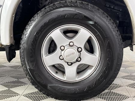 2006-Isuzu-KB-240i-Double-Cab-LE_5