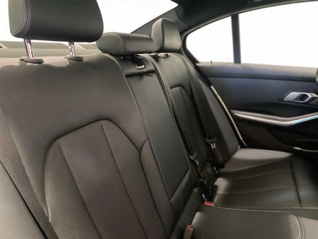 2024-BMW-3-Series-320i-M-Sport-Auto_9