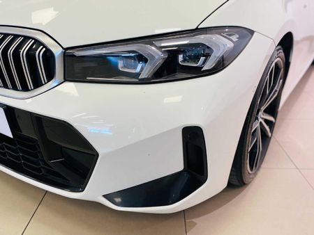 2024-BMW-3-Series-320i-M-Sport-Auto_17