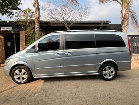 2008-Mercedes-Benz-Viano-30-CDI-V6-Ambiente_3