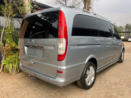 2008-Mercedes-Benz-Viano-30-CDI-V6-Ambiente_4