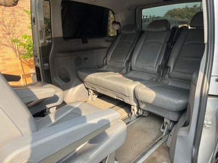 2008-Mercedes-Benz-Viano-30-CDI-V6-Ambiente_7