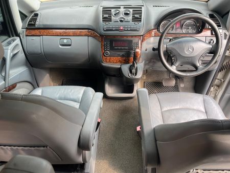 2008-Mercedes-Benz-Viano-30-CDI-V6-Ambiente_8