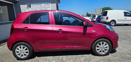 2015-Kia-Picanto-10-LS_9