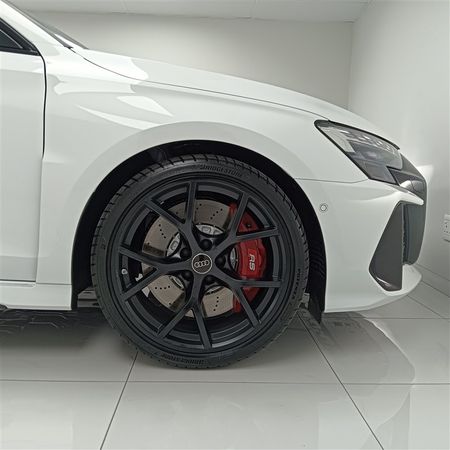 2025-Audi-RS3-Sportback-Quattro-Stronic-Carbon-Edition_16