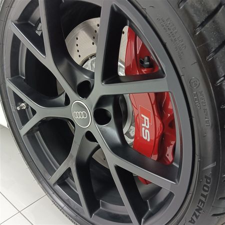 2025-Audi-RS3-Sportback-Quattro-Stronic-Carbon-Edition_17