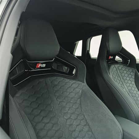 2025-Audi-RS3-Sportback-Quattro-Stronic-Carbon-Edition_28