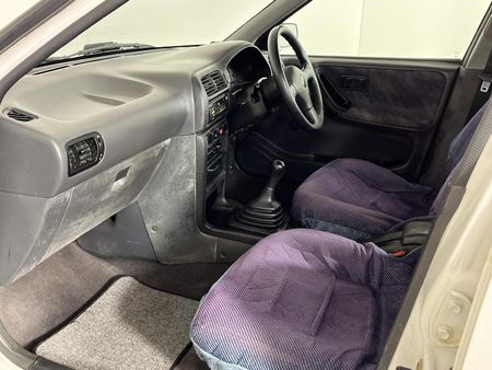 1997-Nissan-Sentra-160-GSi_8