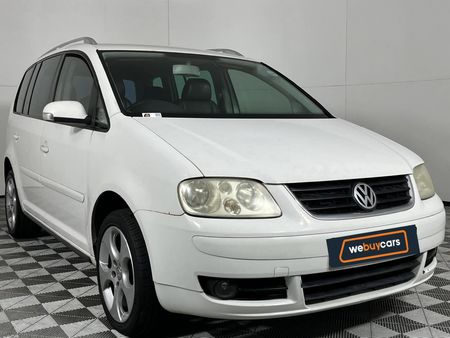 2007-Volkswagen-Touran-20-FSI_15