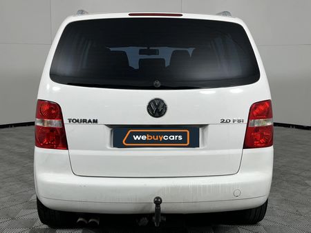2007-Volkswagen-Touran-20-FSI_17