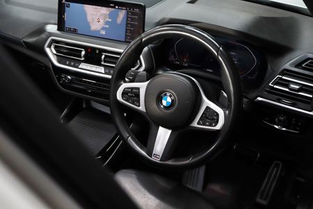 2021-BMW-X3-xDrive20d-M-Sport_10