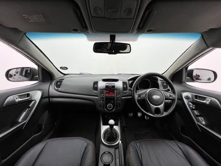 2009-Kia-Cerato-20_10